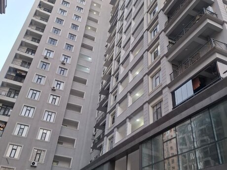 3 otaqlı mənzil, 145 m², 28 May: 392 000 ₼ 2