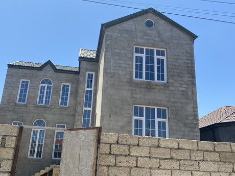 5 otaqlı həyət evi, 140 m², Binə: 125 000 ₼ 2