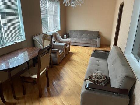 Kirayə 3 otaqlı mənzil, 100 m², 8 Noyabr: 650 ₼/ay 2