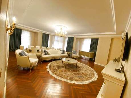 4-комнатная квартира, 207 м², Nəsimi: 1 190 000 ₼ 2