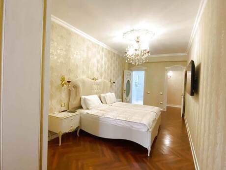 4-комнатная квартира, 207 м², Nəsimi: 1 190 000 ₼ 5