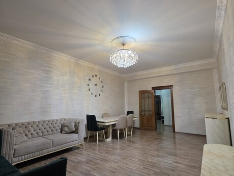 3 otaqlı mənzil, 134 m², Memar Əcəmi: 279 000 ₼ 3