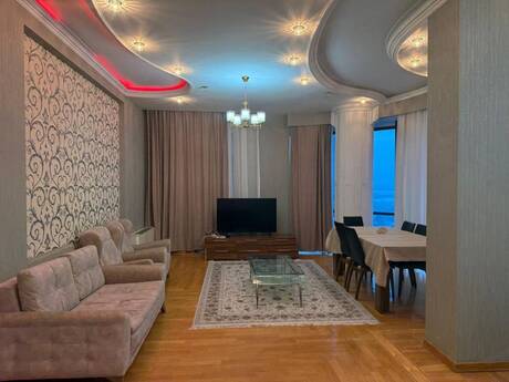 Kirayə 4 otaqlı mənzil, 200 m², 28 May: 2 500 ₼/ay 2
