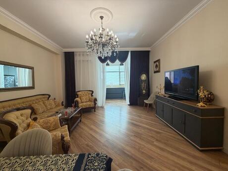 2 otaqlı mənzil, 73 m², 7 Points: 295 000 ₼ 4