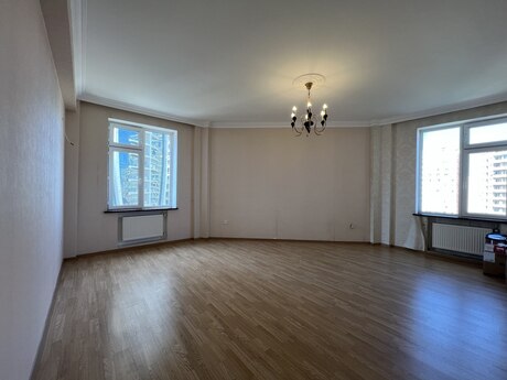 Аренда: 5-комнатная квартира, 180 м², İçəri Şəhər: 2 000 ₼/мес 5