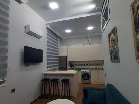 Объявление №6464691 - Баку, м. Низами, 2-комн., 50 м², 1/2 этаж