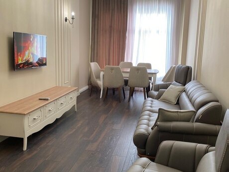 Kirayə 2 otaqlı mənzil, 80 m², Azadlıq Bağçalı Evlər: 1 100 ₼/ay 4