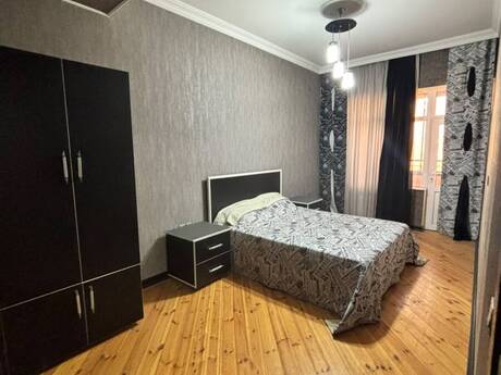 4-room apartment for rent, 165 m², Gənclik: 1 200 ₼/mo 4