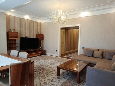 3 otaqlı mənzil, 150 m², 28 May: 530 000 ₼ 4