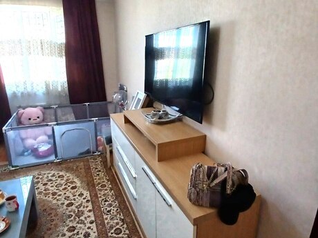 4-room apartment for rent, 100 m², Bakıxanov: 750 ₼/mo 3