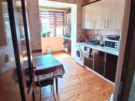 4-room apartment for rent, 100 m², Bakıxanov: 750 ₼/mo 4
