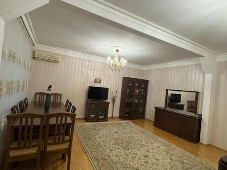 5 otaqlı mənzil, 134 m², Nərimanov: 360 000 ₼ 3