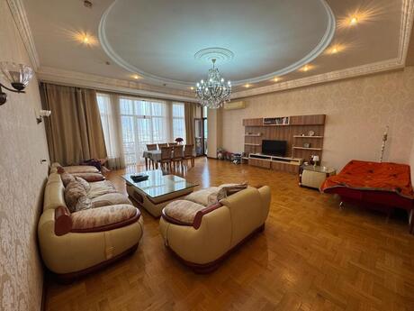3 otaqlı mənzil, 160 m², Xətai: 800 000 ₼ 3