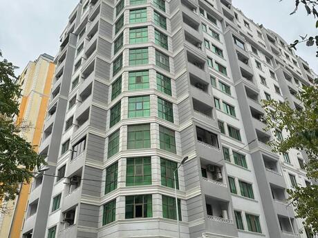 Elan №6464785 - Bakı, Nəsimi r., 3 otaqlı, 136 m², 13/16 mərtəbə