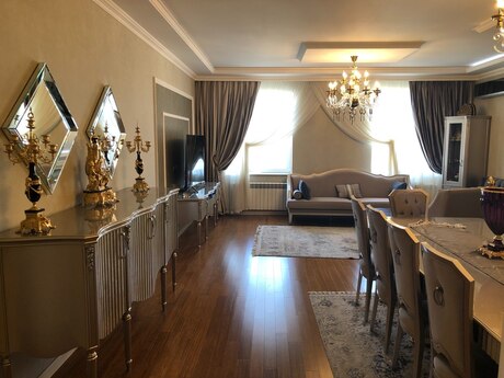 Elan №6464851 - Bakı, Nəsimi r., 3 otaqlı, 136 m², 17/18 mərtəbə
