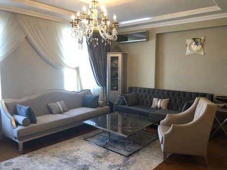 3 otaqlı mənzil, 136 m², Nəsimi: 385 000 ₼ 2