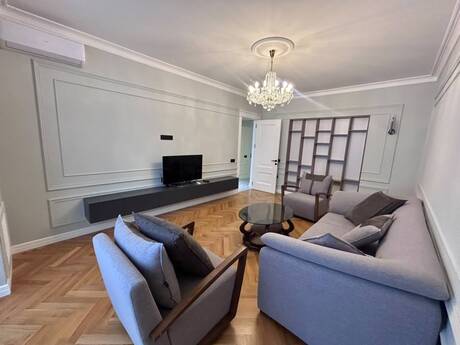 Elan №6464822 - Bakı, Şah İsmayıl Xətai m., 3 otaqlı, 105 m², 3/4 mərtəbə