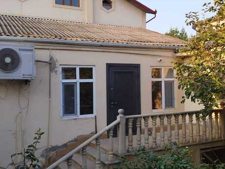7 otaqlı həyət evi, 145 m², Qaraçuxur: 250 000 ₼ 2