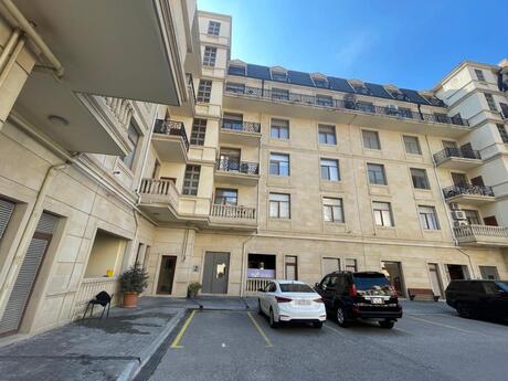 Kirayə 3 otaqlı mənzil, 140 m², Ağ şəhər: 1 950 ₼/ay 2