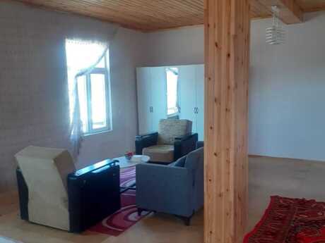 Elan №6464871 - Bakı, İnşaatçılar m., 2 otaqlı, 65 m², 1/1 mərtəbə