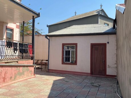 7 otaqlı həyət evi, 200 m², Saray: 192 000 ₼ 3