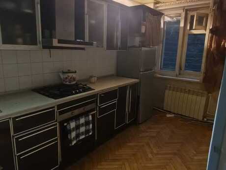 Elmlər Akademiyasında 3 otaqlı köhnə tikili mənzil satılır, 85 m², 268 000 AZN, şəkil 4 / 12