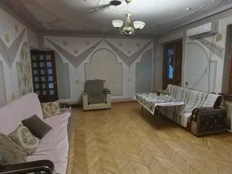 Elmlər Akademiyasında 3 otaqlı köhnə tikili mənzil satılır, 85 m², 268 000 AZN, şəkil 3 / 12
