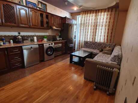 3 otaqlı mənzil, 128 m², 20 Yanvar: 350 000 ₼ 2