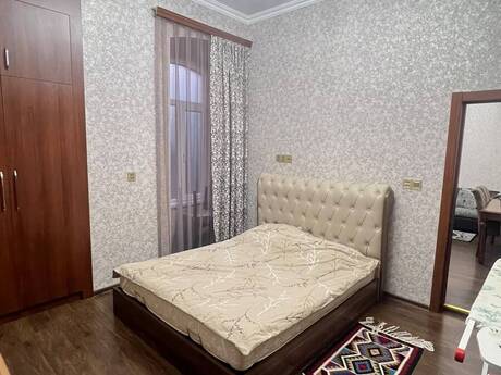 Kirayə 2 otaqlı mənzil, 55 m², İçəri Şəhər: 800 ₼/ay 3