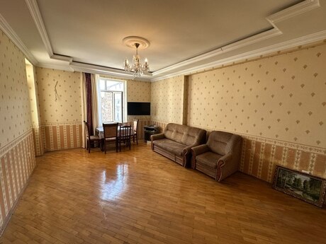 Elan №6464971 - Bakı, İnşaatçılar m., 2 otaqlı, 85 m², 3/15 mərtəbə