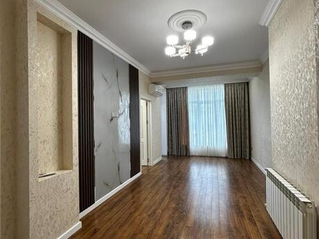 3 otaq · 100 m² · 8/17 mərtəbə, İnşaatçılar
