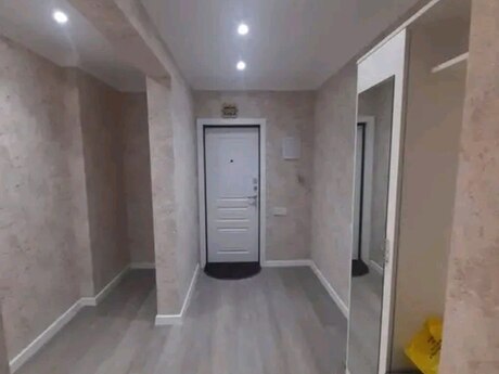 2-room apartment for rent, 86 m², Həzi Aslanov: 700 ₼/mo 4