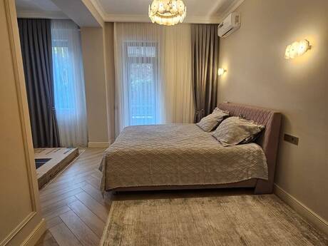 Kirayə 2 otaqlı mənzil, 100 m², İçəri Şəhər: 2 600 ₼/ay 5