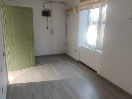 Аренда: 4-комнатная квартира, 85 м², Nəriman Nərimanov: 900 ₼/мес 3