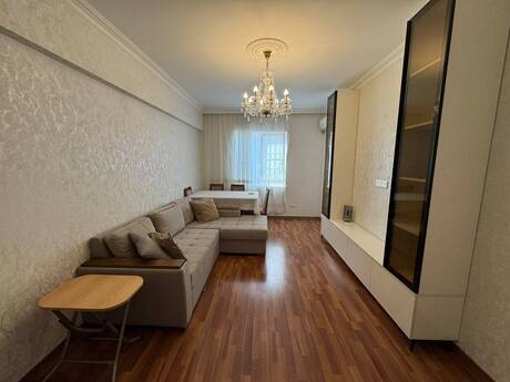 Elan №6465085 - Bakı, İnşaatçılar m., 3 otaqlı, 80 m², 10/10 mərtəbə