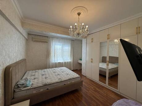 3 otaqlı mənzil, 80 m², İnşaatçılar: 260 000 ₼ 4