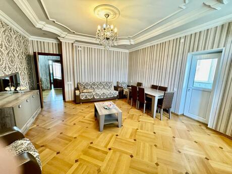 3 otaqlı mənzil, 125 m², Azadlıq Prospekti: 315 000 ₼ 2