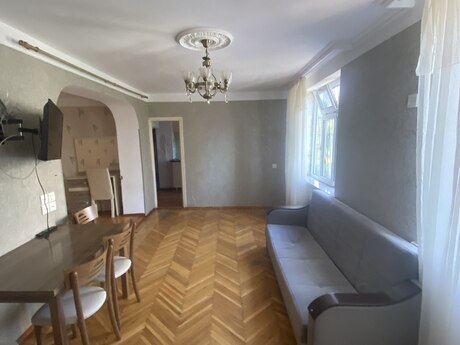 2-room apartment for rent, 80 m², Elmlər Akademiyası: 650 ₼/mo 2