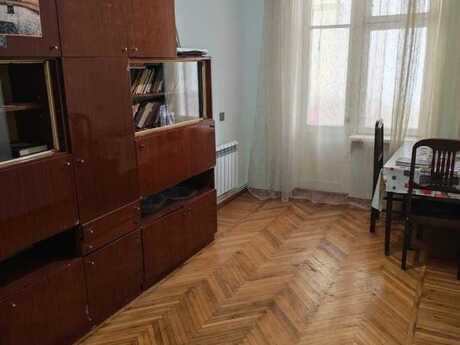 3-room old-build apartment for sale in Xalqlar Dostluğu, 80 m², 189 900 AZN, photo 3 / 9