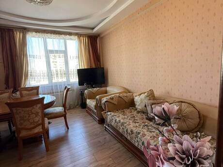 4 otaqlı mənzil, 144 m², İnşaatçılar: 420 000 ₼ 5
