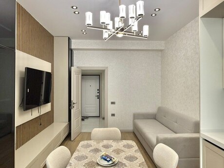 2-room apartment for rent, 66 m², Bakmil: 1 150 ₼/mo 3