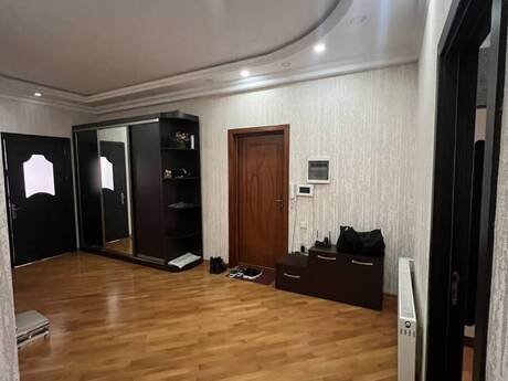 4 otaqlı mənzil, 154 m², Elmlər Akademiyası: 430 000 ₼ 2