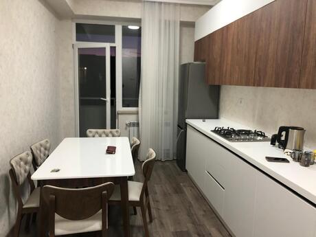 Kirayə 4 otaqlı mənzil, 110 m², Melissa Park: 1 300 ₼/ay 2