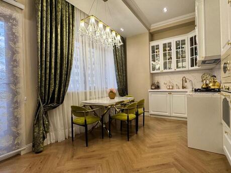 Объявление №6465325 - Баку, Насиминский  р., 3-комн., 150 м², 6/14 этаж