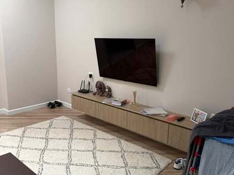 Kirayə 2 otaqlı mənzil, 75 m², 28 May: 1 800 ₼/ay 2