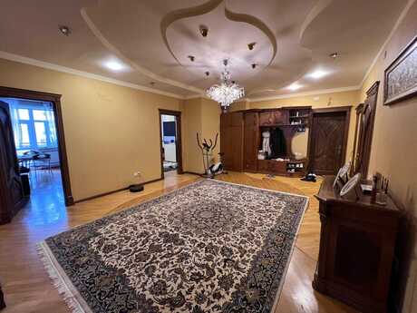 Kirayə 4 otaqlı mənzil, 180 m², Elmlər Akademiyası: 1 600 ₼/ay 3