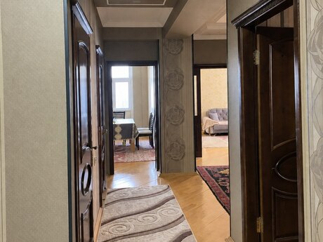 3 otaqlı mənzil, 130 m², İnşaatçılar: 265 000 ₼ 3