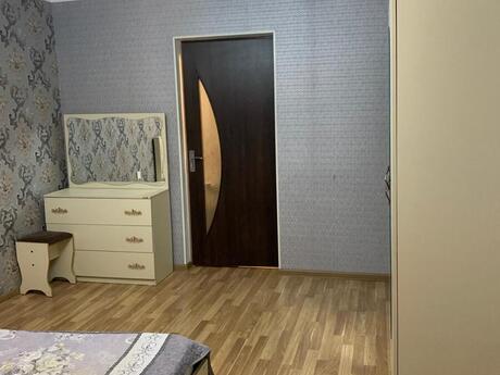 Kirayə 3 otaqlı mənzil, 70 m², Qara Qarayev: 700 ₼/ay 2