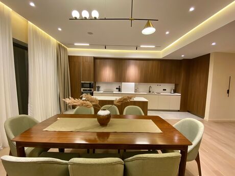 Kirayə 3 otaqlı mənzil, 130 m², 28 May: 2 500 ₼/ay 5