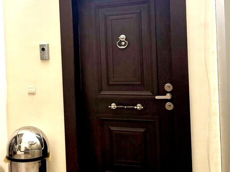 Kirayə 3 otaqlı mənzil, 130 m², 28 May: 1 700 ₼/ay 4